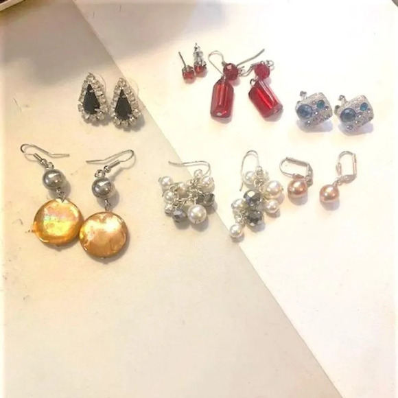 Set 7 dressy pierced earrings - Picture 1 of 1
